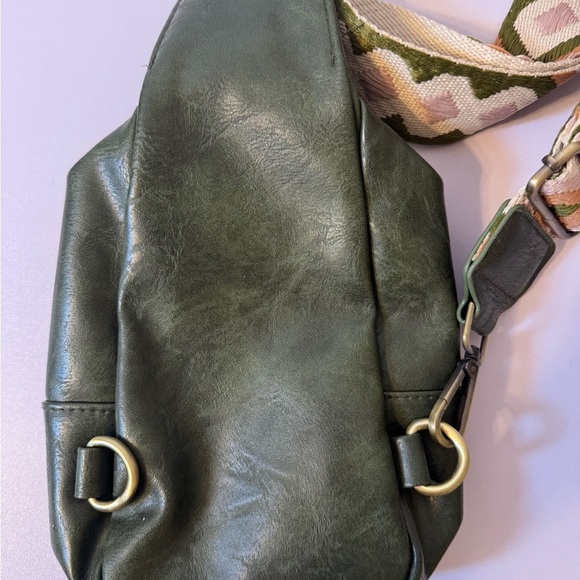 Sling Bag PU Leather Small
Crossbody Backpack
Multipurpose Chest Bag Women - Picture 7 of 11